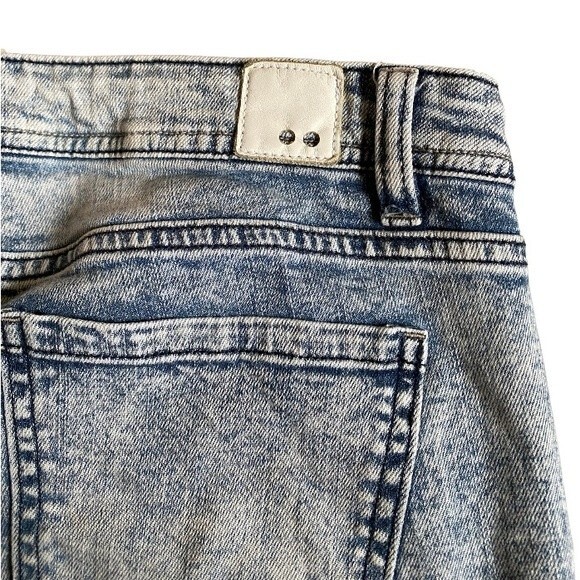 Life in Progress Women's Acid Wash Distressed Jeans Size 27 Slim Grunge Y2K - Picture 9 of 10